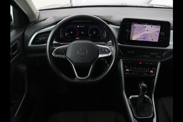Volkswagen T-Roc 1.5 TSI Life Business | Stoelverwarming | Camera | Virtual Cockpit | Carplay | Full LED | Adaptive cruise | Navigatie | Park Assist | Climate control | DAB | Bluetooth