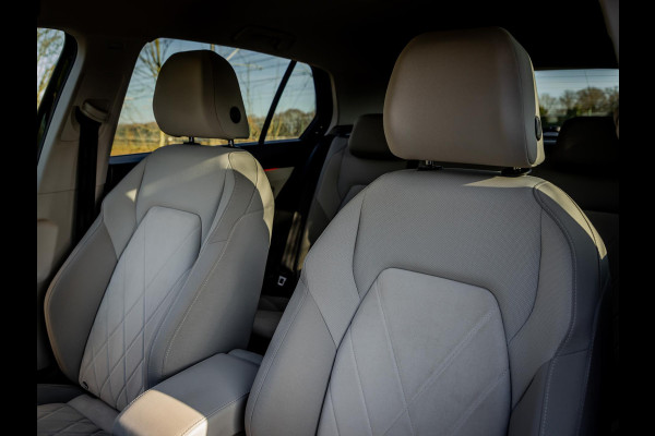 Volkswagen Golf 1.4 eHybrid Style Adaptieve Cruise Control|Eerste eigenaar