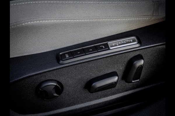 Volkswagen Golf 1.4 eHybrid Style Adaptieve Cruise Control|Eerste eigenaar