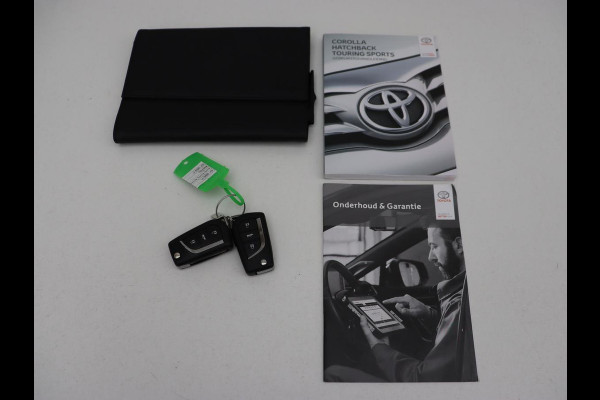 Toyota Corolla 1.2 Turbo Active | Camera | Adaptive cruise | Carplay | Navigatie | Full LED | Climate control | Bluetooth | 16'' | DAB ontvanger