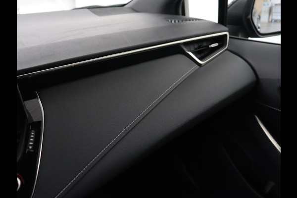 Toyota Corolla 1.2 Turbo Active | Camera | Adaptive cruise | Carplay | Navigatie | Full LED | Climate control | Bluetooth | 16'' | DAB ontvanger