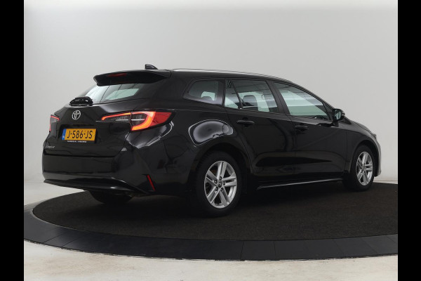 Toyota Corolla 1.2 Turbo Active | Camera | Adaptive cruise | Carplay | Navigatie | Full LED | Climate control | Bluetooth | 16'' | DAB ontvanger