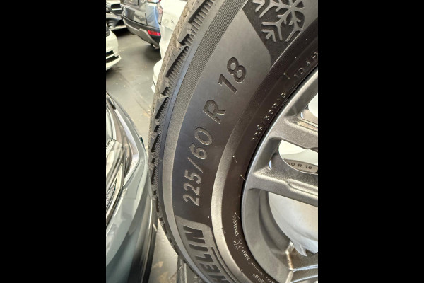 Ford Kuga 2.5 PHEV ST-Line X AUT PDC/CAM/LM18/LEER/NAVI/PANO