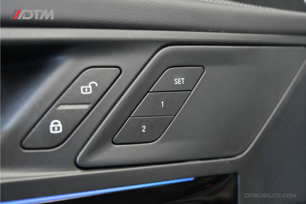 BMW X1 xDrive30e | Pano | 360 | Sfeer