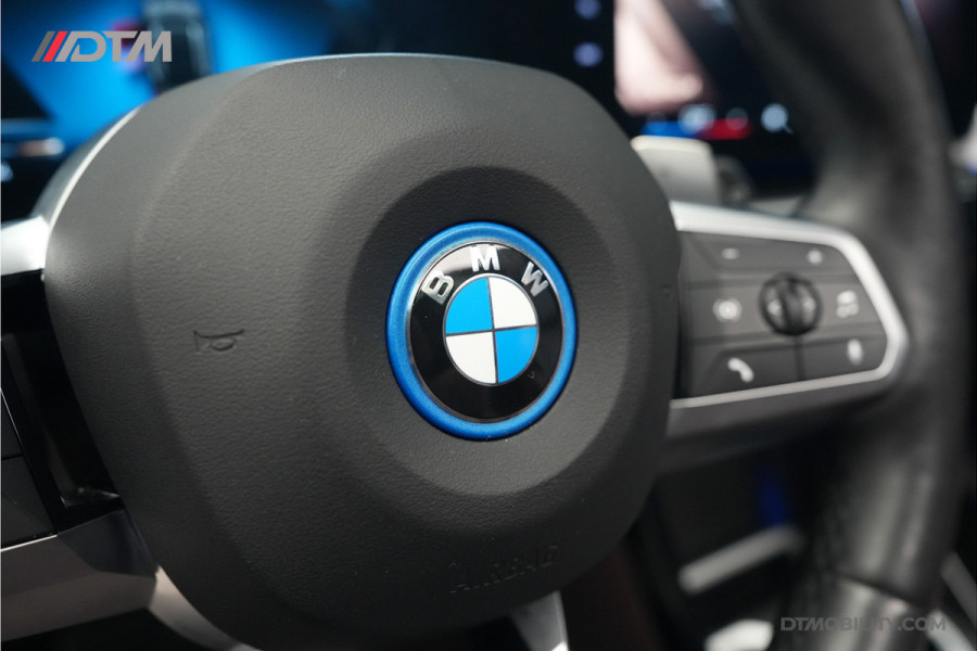 BMW X1 xDrive30e | Pano | 360 | Sfeer