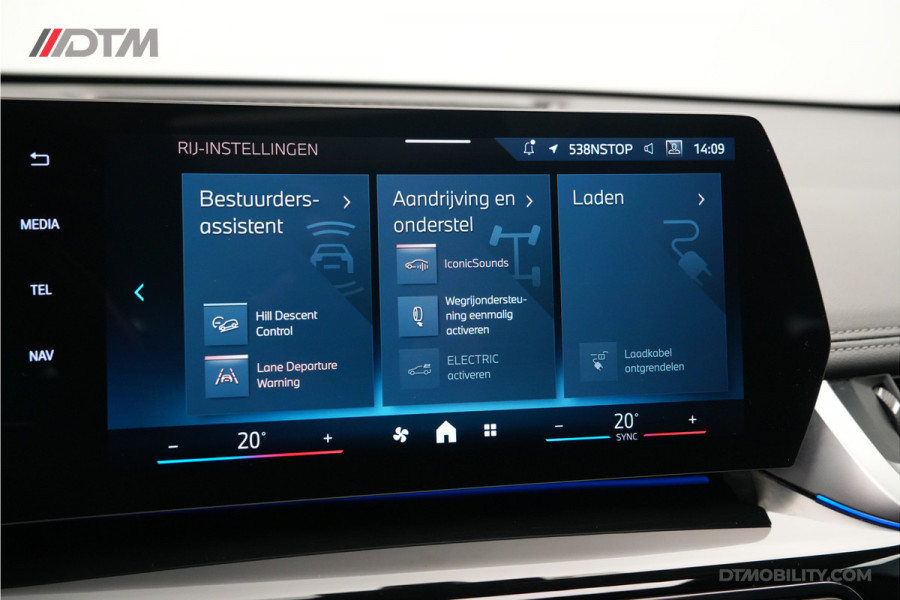 BMW X1 xDrive30e | Pano | 360 | Sfeer