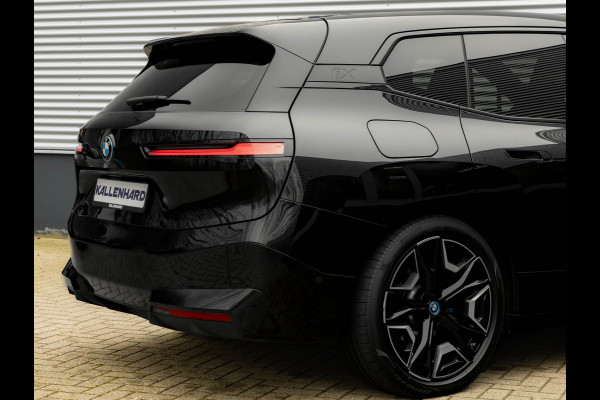BMW iX xDrive50 - Sportpakket - Pano - Driving Ass Prof - Harman Kardon - 112 kWh