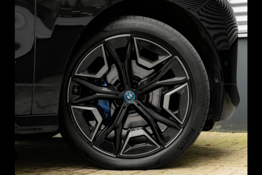 BMW iX xDrive50 - Sportpakket - Pano - Driving Ass Prof - Harman Kardon - 112 kWh
