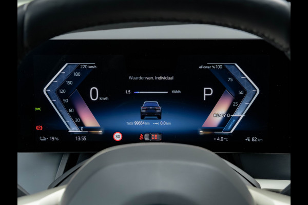 BMW iX xDrive50 - Sportpakket - Pano - Driving Ass Prof - Harman Kardon - 112 kWh