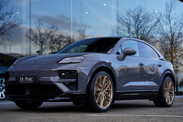 Porsche Macan Turbo 100 kWh / Passenger Display / Panoramadak / 2 D.Km