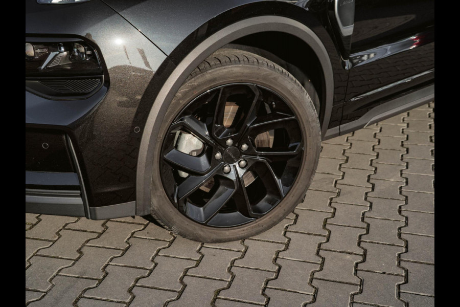 Lynk & Co 01 1.5 Black Edition Panoramadak|360° Camera|ACC|Stoelverwarming|Navi|Carplay