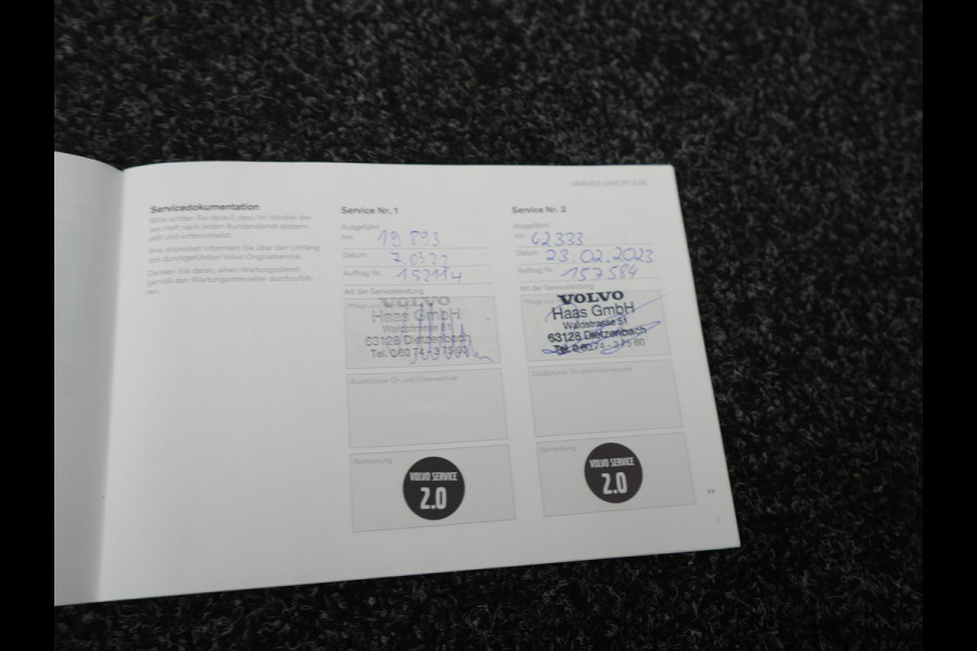 Volvo XC40 T5 Recharge R-Design Plug In Hybrid 263pk Dealer O.H. PHEV | Adaptive Cruise | Camera | Lederen Sportstoelen Memory & Verwarmd | Apple Carplay | Stuur Verwarmd | 19"L.M | Virtual | Blis | Navigatie | DAB |