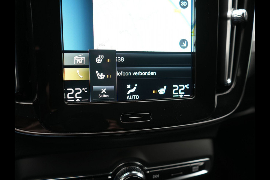 Volvo XC40 T5 Recharge R-Design Plug In Hybrid 263pk Dealer O.H. PHEV | Adaptive Cruise | Camera | Lederen Sportstoelen Memory & Verwarmd | Apple Carplay | Stuur Verwarmd | 19"L.M | Virtual | Blis | Navigatie | DAB |