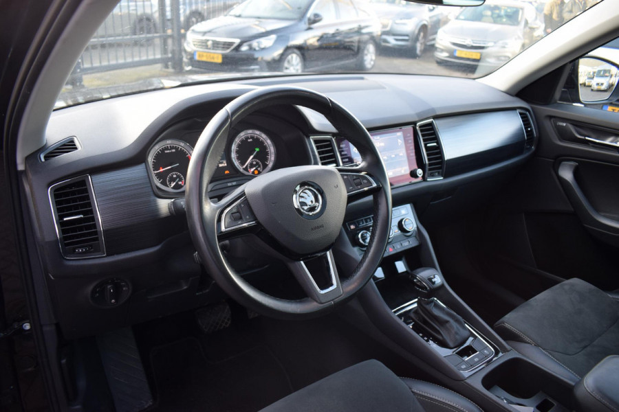 Škoda Kodiaq 1.5 TSI Limited Business Edition | Pano | Half Leer | Apple CarPlay | Camera