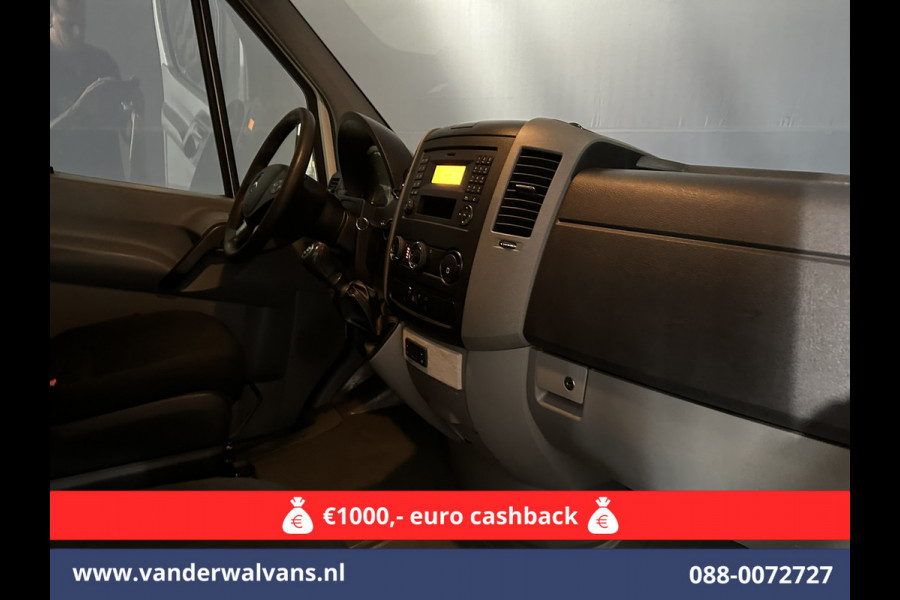 Mercedes-Benz Sprinter 316 CDI 163pk 2800kg Trekhaak L2H2 Euro6 Airco | Cruisecontrol Parkeersensoren, multifunctioneel stuurwiel