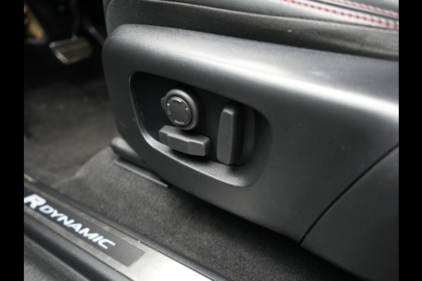 Land Rover Discovery Sport P300e R-Dynamic HSE Plug In Hybrid 300pk Dealer O.H. PHEV | Trekhaak Af Fabriek | Adaptive Cruise | Meridian Audio | Camera | Lederen Sportstoelen Memory & Verwarmd | 20"L.M | Matrix LED | Apple Carplay | Keyless | Stuur Verwarmd | Blis |