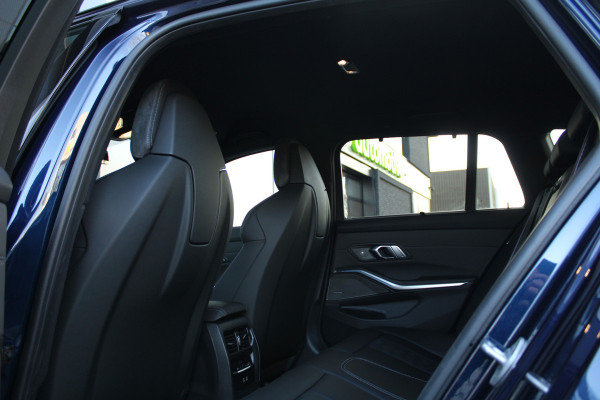 BMW 3 Serie Touring M3 xDrive Competition | NIEUWSTAAT! | HUD | H&K | MEMORY | CARBON |  KEYLESS |