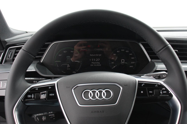Audi e-tron 55 quattro Advanced edition Plus 408pk | Lederen bekleding | Navigatie | Climate Control | Camera | Extra Getint glas | Parkeer sensoren