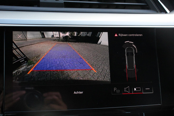 Audi e-tron 55 quattro Advanced edition Plus 408pk | Lederen bekleding | Navigatie | Climate Control | Camera | Extra Getint glas | Parkeer sensoren