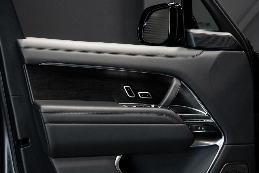 Land Rover Range Rover 3.0 P550e Autobiography *Signature Meridian / Stoelventilatie + Massage / Executive Class Comfort Plus Seating / Soft-Close / Volledig Leder*