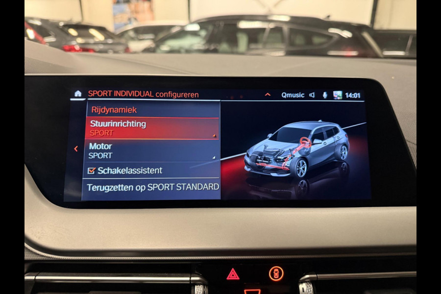 BMW 1-serie 118i Executive Edition V-COCKPIT/NAVI/LED/CARPLAY/ECC/PDC/CRUISE///