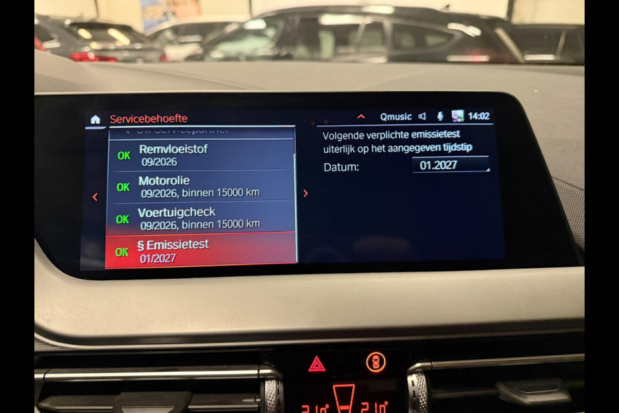 BMW 1-serie 118i Executive Edition V-COCKPIT/NAVI/LED/CARPLAY/ECC/PDC/CRUISE///