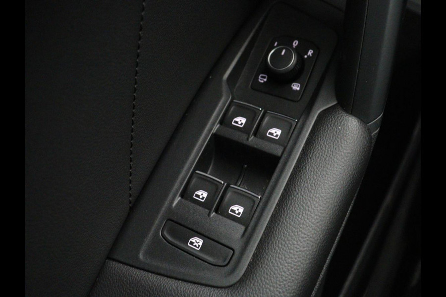 Seat Tarraco 2.0 TSI 4DRIVE Xcellence 7-persoons | Panoramadak | Leder | Stoelverwarming | 360 Camera | Trekhaak | Carplay | Adaptive cruise | Standkachel | Navigatie | 19'' | Achterbankverwarming