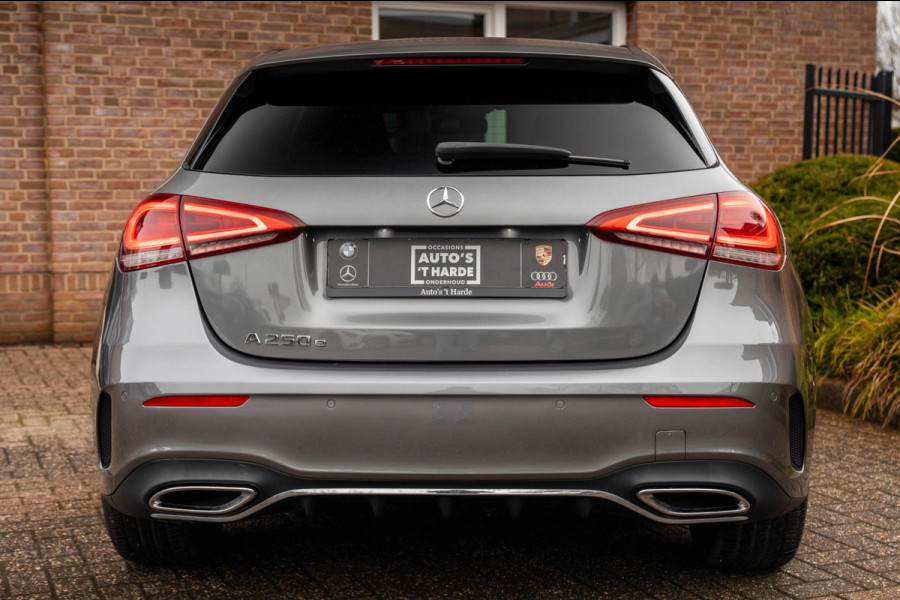 Mercedes-Benz A-Klasse 250 e Business AMG Limited Widescreen Sfeer Keyless Camera 18''