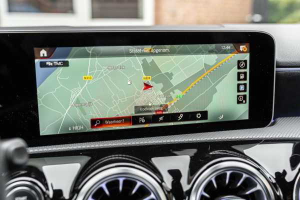 Mercedes-Benz A-Klasse 250 e Business AMG Limited Widescreen Sfeer Keyless Camera 18''