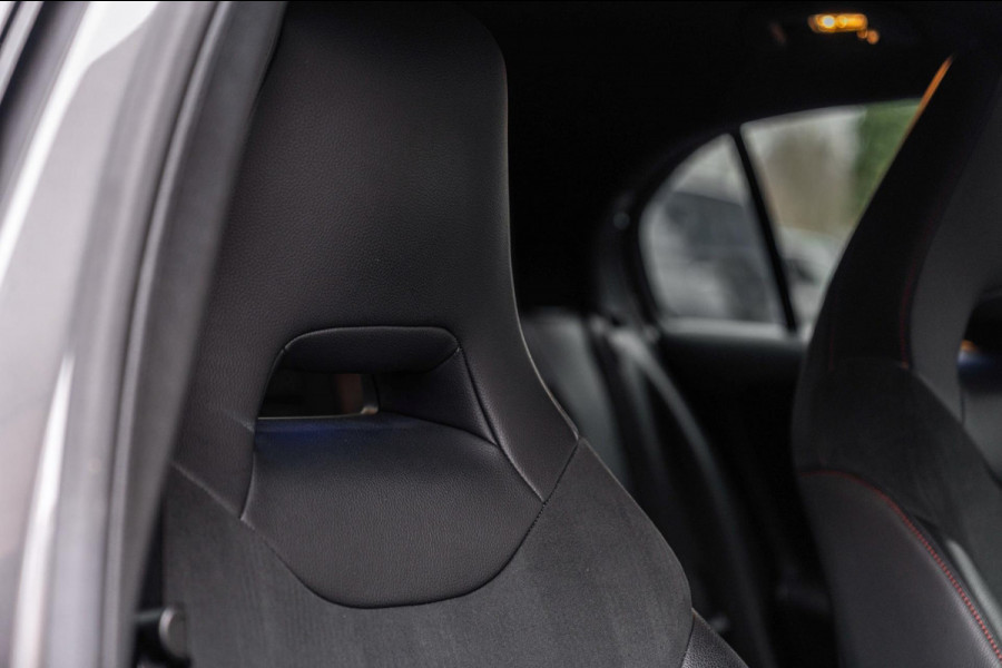 Mercedes-Benz A-Klasse 250 e Business AMG Limited Widescreen Sfeer Keyless Camera 18''