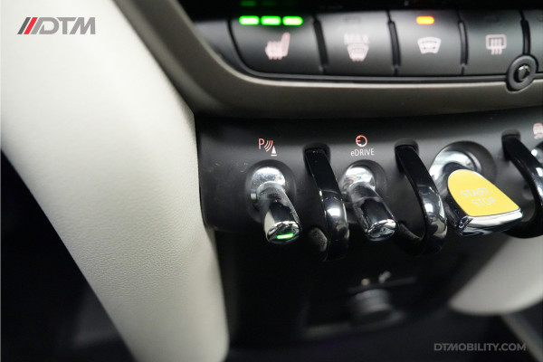 MINI Countryman 2.0 Cooper S E ALL4 Premium +| Panoramadak | Vol Leder | Head-Up | Apple Carplay