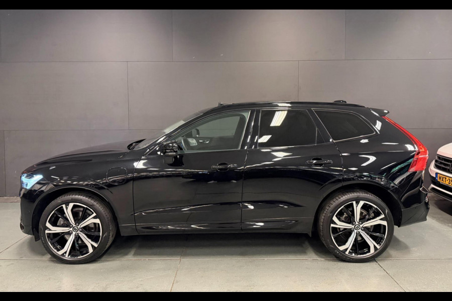 Volvo XC60 2.0 T8 455PK AWD R-DESIGN BLACK B&W/PANO/LEDER/H-UP/360CAM/STOEL-M+KOELING///