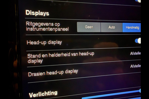 Volvo XC60 2.0 T8 455PK AWD R-DESIGN BLACK B&W/PANO/LEDER/H-UP/360CAM/STOEL-M+KOELING///