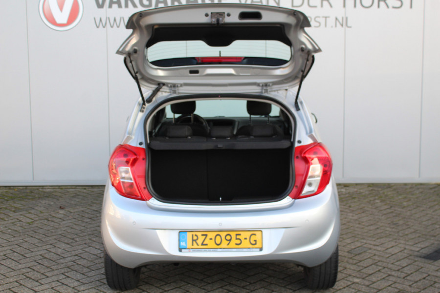 Opel KARL 1.0-75pk ecoFLEX Edition. Erg nette hoogzitter ! Slechts 59.000km ! Airco, parkeersensoren achter, cruise control, Bluetooth telefoonvoorbereidng, metallic lak etc.