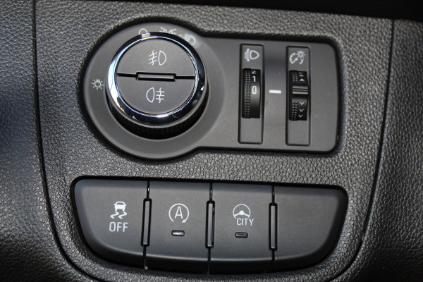 Opel KARL 1.0-75pk ecoFLEX Edition. Erg nette hoogzitter ! Slechts 59.000km ! Airco, parkeersensoren achter, cruise control, Bluetooth telefoonvoorbereidng, metallic lak etc.