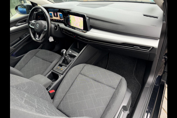 Volkswagen Golf 1.5 TSI Style, CarPlay, Stuur + Stoel verw, LED