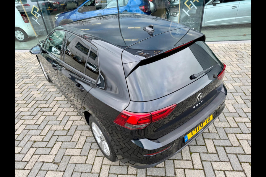 Volkswagen Golf 1.5 TSI Style, CarPlay, Stuur + Stoel verw, LED