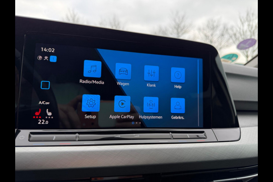 Volkswagen Golf 1.5 TSI Style, CarPlay, Stuur + Stoel verw, LED