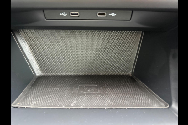 Volkswagen Golf 1.5 TSI Style, CarPlay, Stuur + Stoel verw, LED