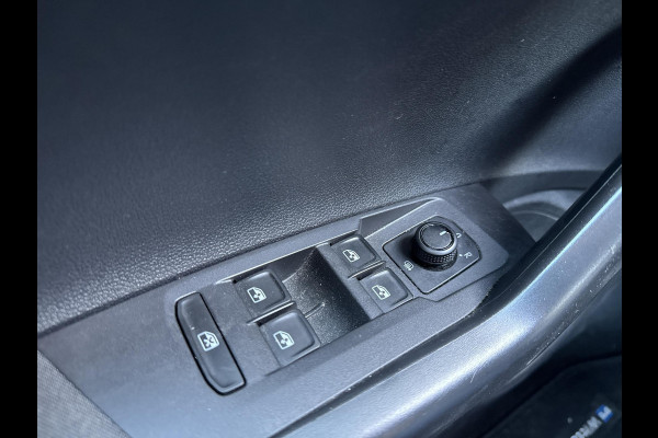 Volkswagen Polo 1.0 TSI Comfortline Business