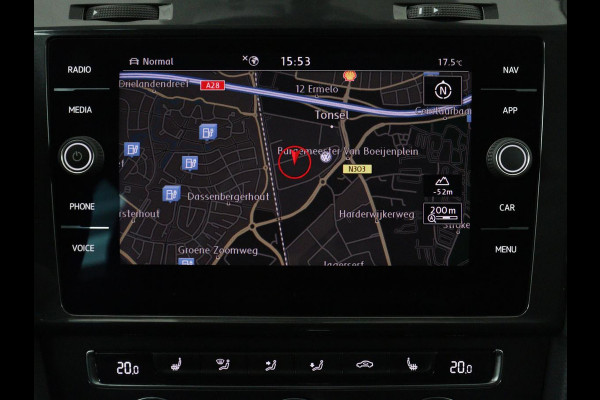 Volkswagen e-Golf E-DITION | Stoelverwarming | Warmtepomp | Carplay | Adaptive cruise | Virtual Cockpit | Navigatie | LED  Plus | Getint glas | Climate control