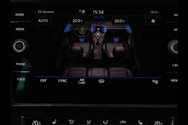 Volkswagen e-Golf E-DITION | Stoelverwarming | Warmtepomp | Carplay | Adaptive cruise | Virtual Cockpit | Navigatie | LED  Plus | Getint glas | Climate control
