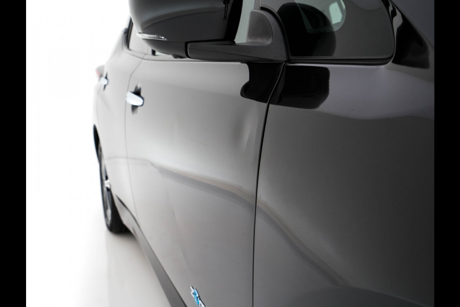 Nissan Leaf Tekna 40 kWh (SOH-83%) (INCL-BTW) *Aut.*LEATHER | FULL-LED | BOSE-AUDIO | TOPVIEW | DAB | KEYLESS | NAVI-FULLMAP | DAB | HEATED-COMFORTSEATS | PRIVACY-GLASS | ADAPTIVE-CRUISE | 17''ALU*