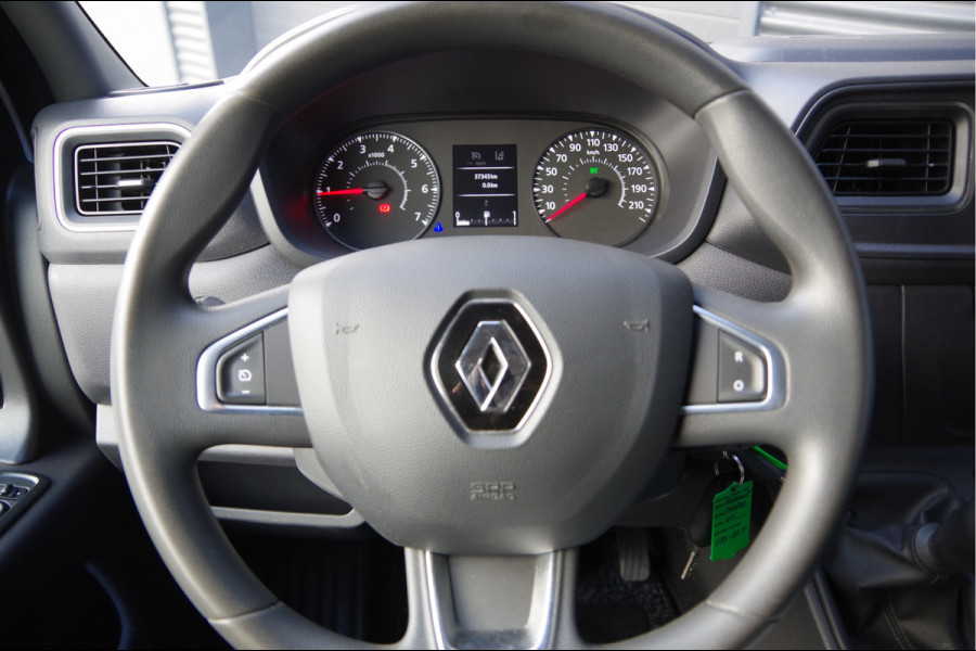Renault Master 2.3 dCi L2H2 Work Edition 3-ZITS, 135PK, TREKHAAK, CAMERA, NAVI, CRUISE, AIRCO, DODE HOEK DETECTIE, NL AUTO, NAP