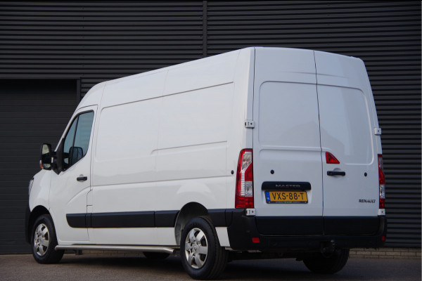 Renault Master 2.3 dCi L2H2 Work Edition 3-ZITS, 135PK, TREKHAAK, CAMERA, NAVI, CRUISE, AIRCO, DODE HOEK DETECTIE, NL AUTO, NAP