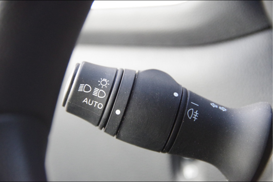 Renault Master 2.3 dCi L2H2 Work Edition 3-ZITS, 135PK, TREKHAAK, CAMERA, NAVI, CRUISE, AIRCO, DODE HOEK DETECTIE, NL AUTO, NAP