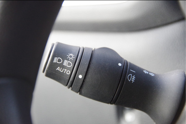 Renault Master 2.3 dCi L2H2 Work Edition 3-ZITS, 135PK, TREKHAAK, CAMERA, NAVI, CRUISE, AIRCO, DODE HOEK DETECTIE, NL AUTO, NAP