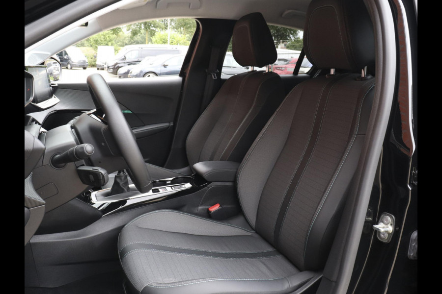 Peugeot 208 1.2 PureTech 101pk Allure Pack | Navigatie | Apple Carplay/Android Auto | Climate Control | Digitale Cockpit | Parkeer sensoren