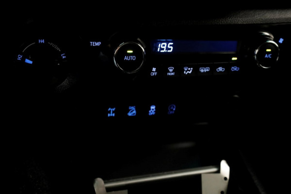 Toyota Hilux 2.4 D-4D-F 150pk E6 4WD 4x4 Double Cab Automaat 2/5-Persoons 08-2019