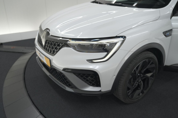 Renault Arkana 1.6 E-Tech full hybrid 145 esprit Alpine | 360 Camera | Panoramadak | Stoelverwarming | Dodehoekdetectie